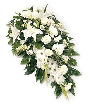 White and Ivory Single Ended Spray