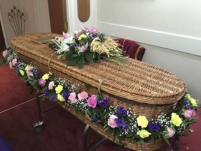 Full Casket Garland