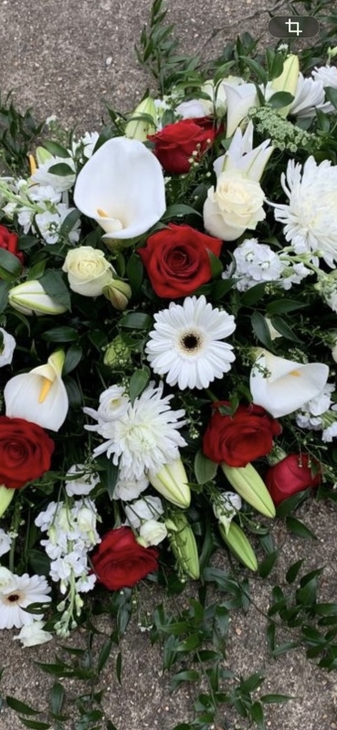 Red & White Mix Coffin Spray