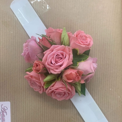 Delicate Rose Wrist Corsage