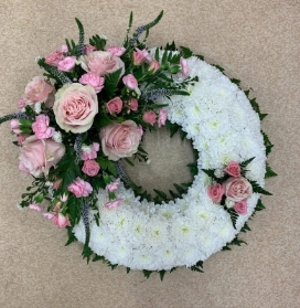 Rose & Veronica Luxury Wreath