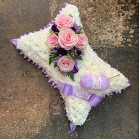 The Pretty Knitting Pillow