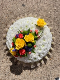 Yellow and White Posy Pad
